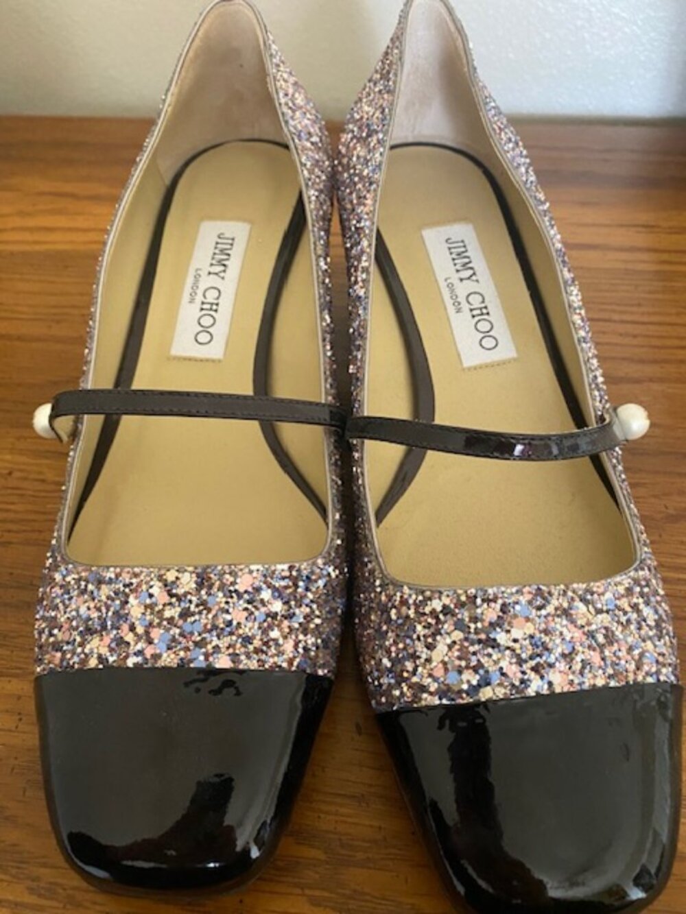 Jimmy Choo - Picture 1 of 3